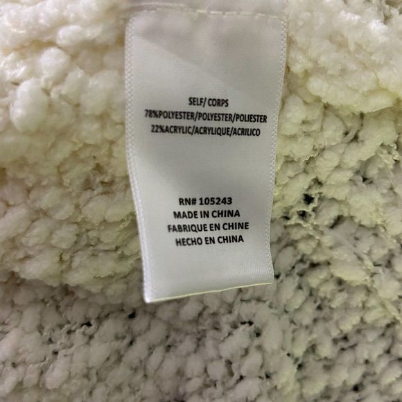 NWT BOBEAU Ivory Teddy Bear Turtle Neck Sweater (L) - Picture 7 of 8